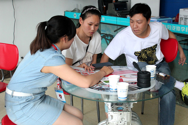 云南萬通職業(yè)規(guī)劃師為您規(guī)劃學(xué)習(xí)時間.jpg