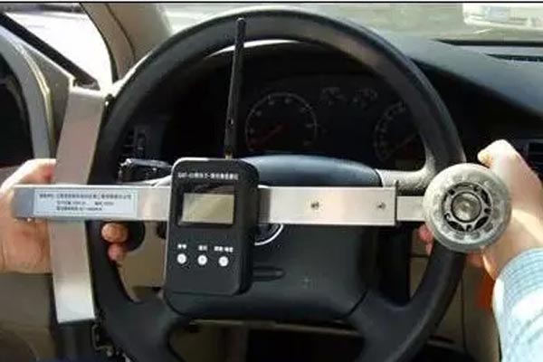 操控機構檢查