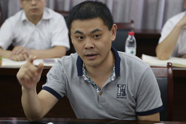 著名汽修大師李東江.jpg